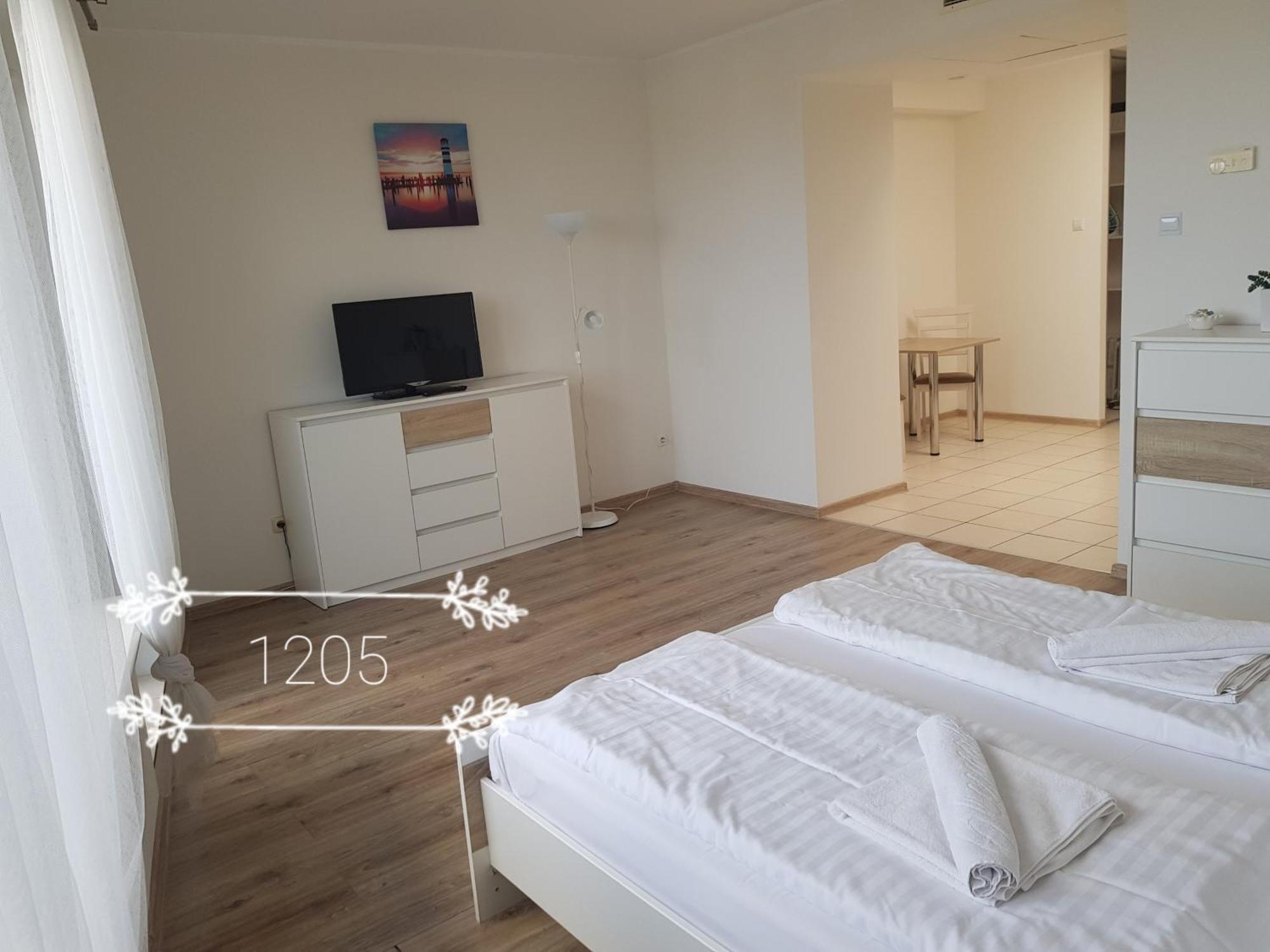 Polonia Apartamenty كولوبرزيغ المظهر الخارجي الصورة